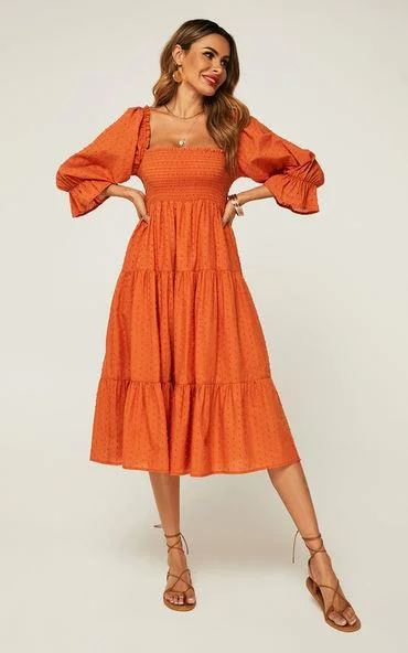 Midi dresses with satin - finish fabrics for a luxurious feel Midikleid Mit Puffrüschenärmeln Und Elastischem Detail In Orange