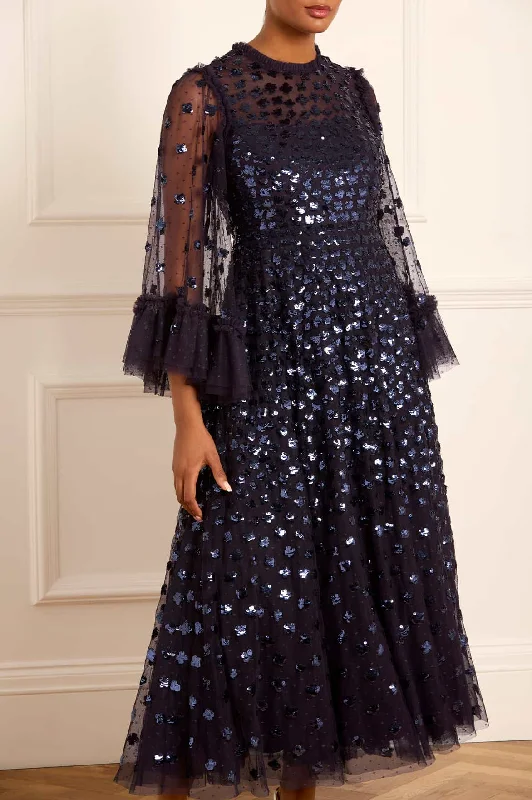 Midi dresses with printed lining for a hidden and stylish detail Glisten Long Sleeve Ankle Gown Midi dresses with printed lining for a hidden and stylish detail Glisten Long Sleeve Ankle Gown