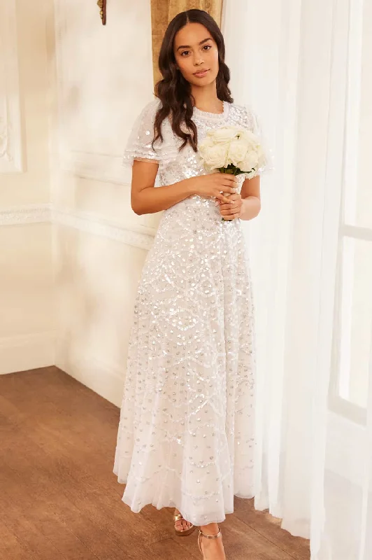 Midi dresses with embroidered accents for a unique and detailed design Deco Dot Gloss Ankle Gown Midi dresses with embroidered accents for a unique and detailed design Deco Dot Gloss Ankle Gown