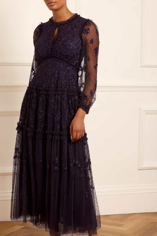 Plaid midi dresses for a fall - themed family gathering Autumn Lace Long Sleeve Ankle Gown Plaid midi dresses for a fall - themed family gathering Autumn Lace Long Sleeve Ankle Gown
