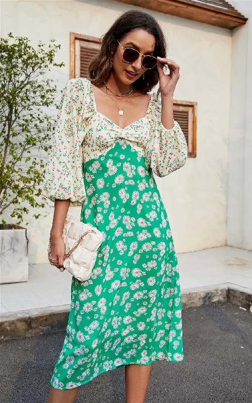 Midi dresses with pom - pom trims for a playful and festive look Daisy Floral – Grünes Midikleid mit Puffärmeln und Herzausschnitt Midi dresses with pom - pom trims for a playful and festive look Daisy Floral – Grünes Midikleid mit Puffärmeln und Herzausschnitt