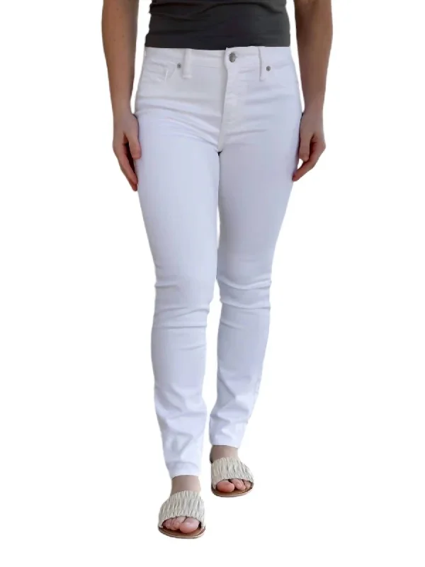 Acid - wash women jeans with a retro finishAva Low Rise Skinny Jeans In White