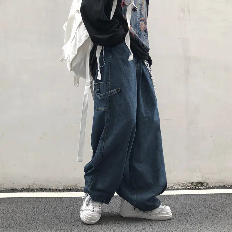 Cargo women jeans with multiple pockets for added functionalityBlue Baggy Jeans