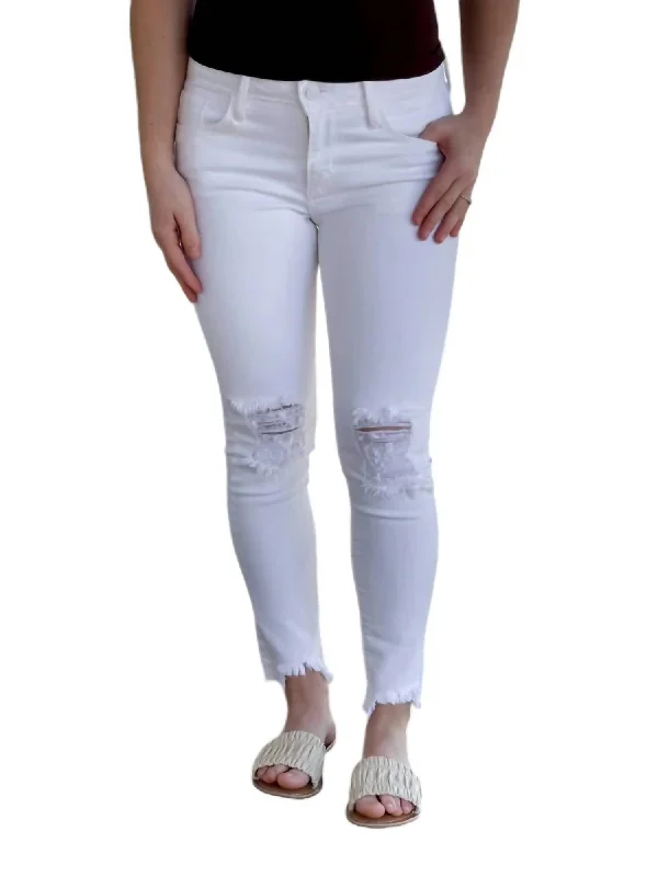 Distressed women jeans for a trendy and edgy lookClassic Distressed Jeans In White