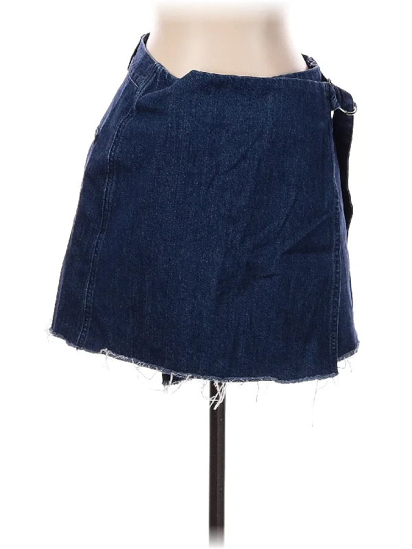 Women's Lace - Trimmed Shorts in White for a Romantic and Elegant OutfitDenim Skirt