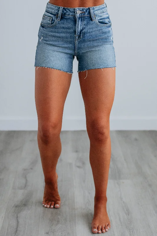 Women's Lace - Trimmed Shorts in White for a Romantic and Elegant OutfitFinn Hidden Shorts