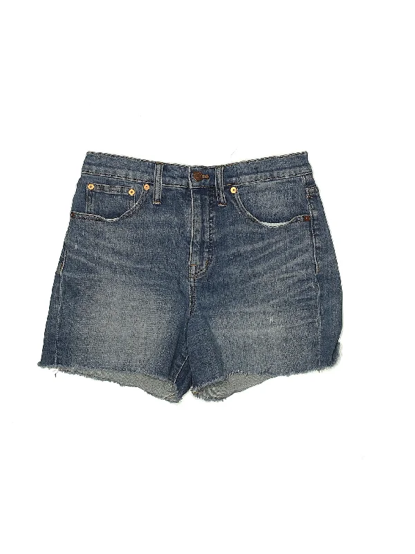 Plus Size Women's Cargo Shorts in Olive Green with Multiple Pockets for Outdoor AdventuresHigh-Rise Denim Shorts in Light Wash Plus Size Women's Cargo Shorts in Olive Green with Multiple Pockets for Outdoor AdventuresHigh-Rise Denim Shorts in Light Wash