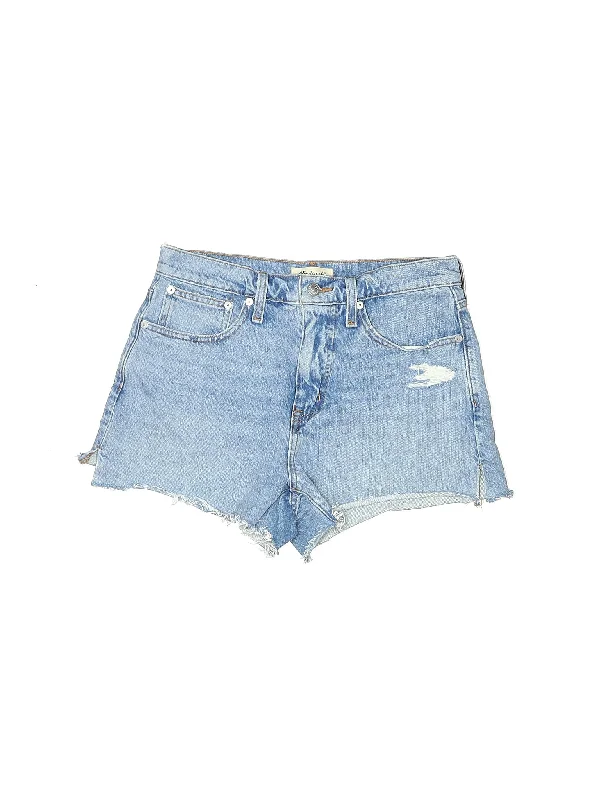 Plus Size Women's Denim Bermuda Shorts in Dark Wash for a Classic and Sophisticated StyleHigh-Rise Denim Shorts in Light Wash