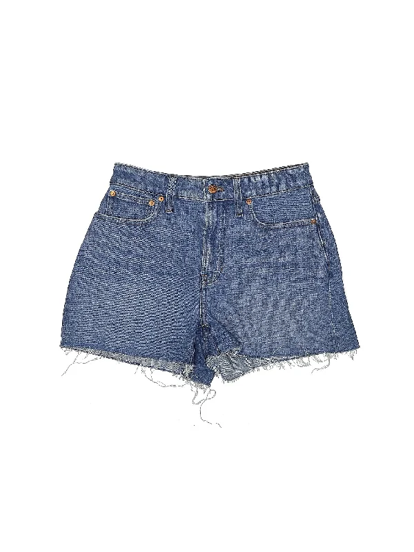 Plus Size Women's Drawstring Linen - Blend Shorts in Beige for a Relaxing VacationHigh-Rise Denim Shorts in Medium Wash Plus Size Women's Drawstring Linen - Blend Shorts in Beige for a Relaxing VacationHigh-Rise Denim Shorts in Medium Wash