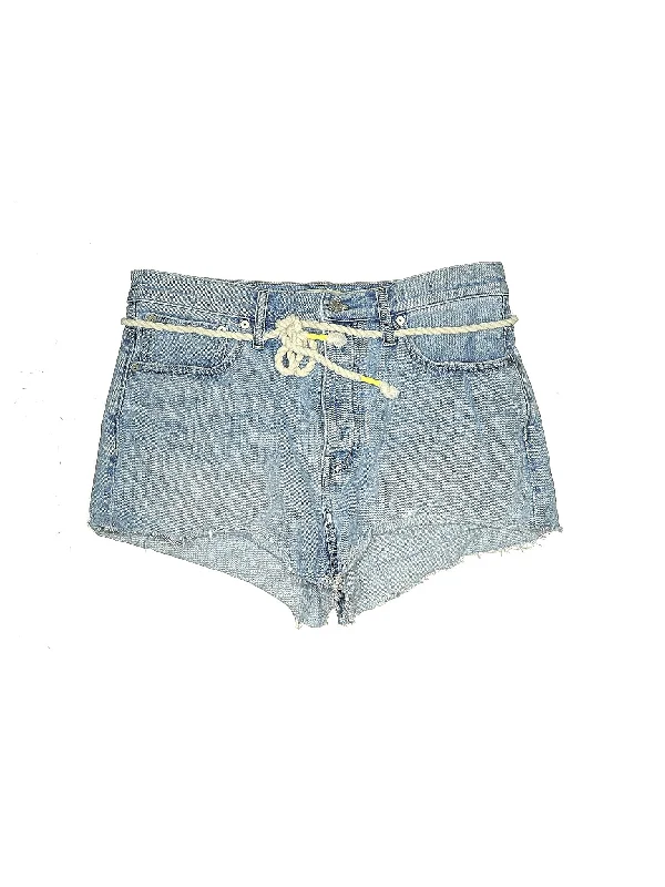 Women's Sequined Party Shorts in Gold for a Glamorous Night OutLow-Rise Denim Shorts in Light Wash