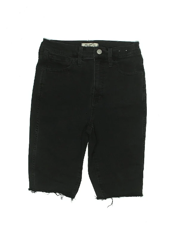 Women's Lace - Trimmed Shorts in White for a Romantic and Elegant OutfitMid-Rise Denim Shorts in Dark Wash Women's Lace - Trimmed Shorts in White for a Romantic and Elegant OutfitMid-Rise Denim Shorts in Dark Wash