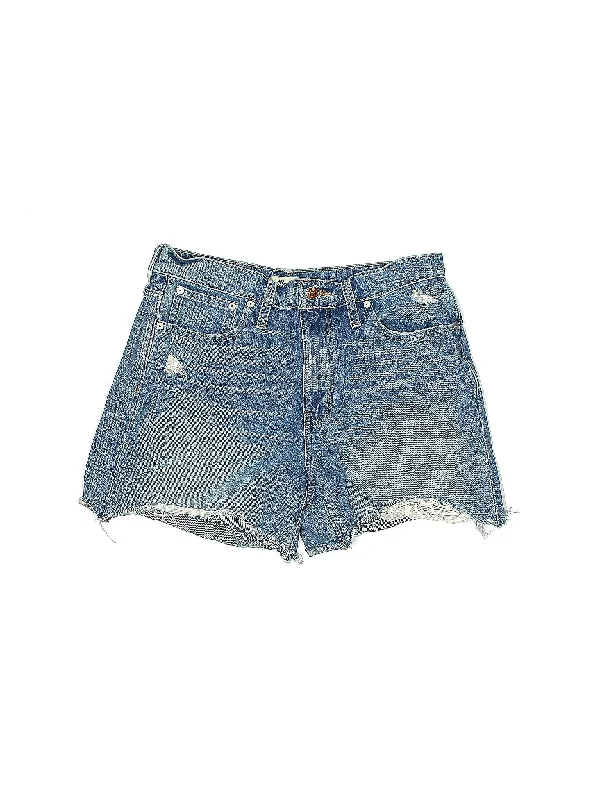 Plus Size Women's Stretch Cotton Athletic Shorts with Side Pockets for Workout SessionsMid-Rise Denim Shorts in Medium Wash