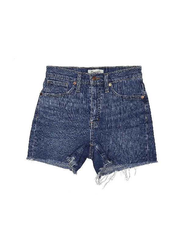 Women's Leather - Look Faux Leather Shorts in Black for an Edgy and Bold AppearanceMid-Rise Denim Shorts in Medium Wash