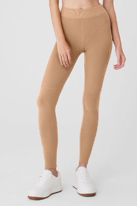 Women's Seamless Compression Tight Trousers in Gray for Fitness and Yoga SessionsAlosoft High-Waist Head Start Legging - Toasted Almond