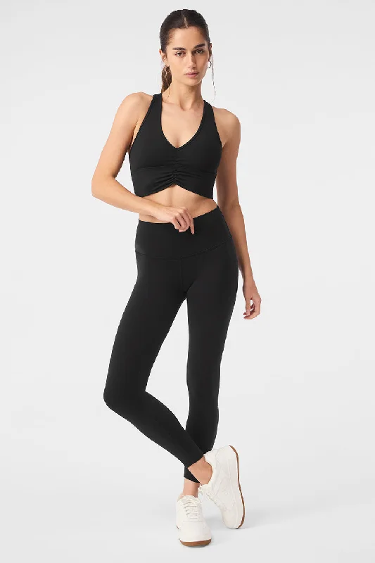 Women's Tight Trousers with Elastic Waistband in Black for Easy and Comfortable Wear7/8 High-Waist Airbrush Legging - Black