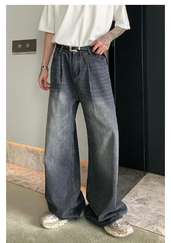 Embellished women jeans with studs or rhinestones for a glamorous touchWashed Wide-leg Mopping Jeans Embellished women jeans with studs or rhinestones for a glamorous touchWashed Wide-leg Mopping Jeans