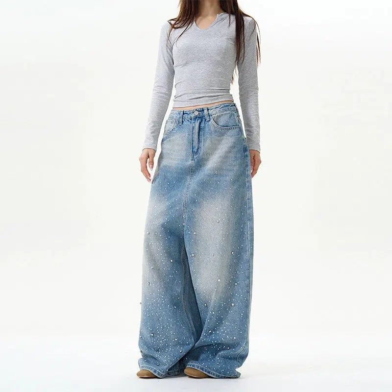 High - rise flare women jeans for a 70s - inspired lookWide-leg Rhinestone Embellished Jeans High - rise flare women jeans for a 70s - inspired lookWide-leg Rhinestone Embellished Jeans