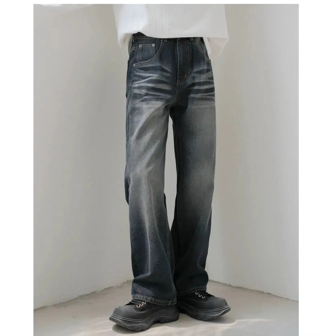 Ripped women jeans for a rebellious and fashion - forward styleWide-Leg Straight-leg Blue Jeans