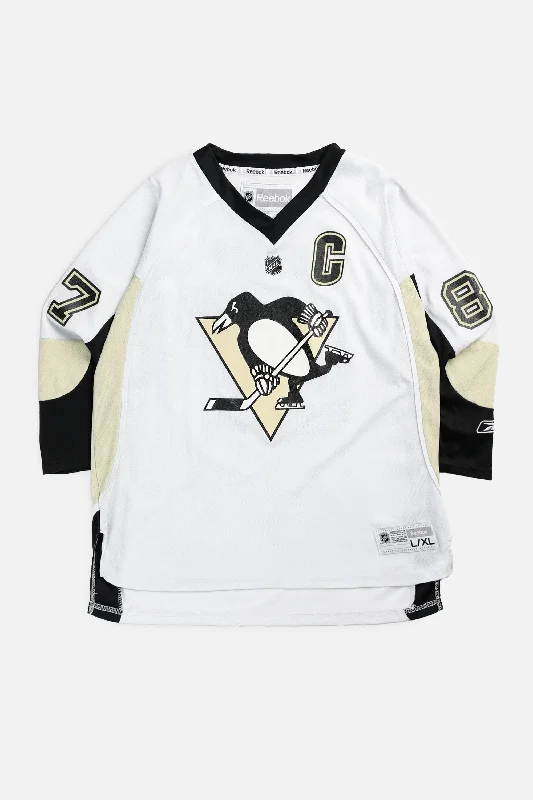 Navy - blue women's jersey for a sporty touchVintage Pittsburgh Penguins NHL Jersey - Women's M
