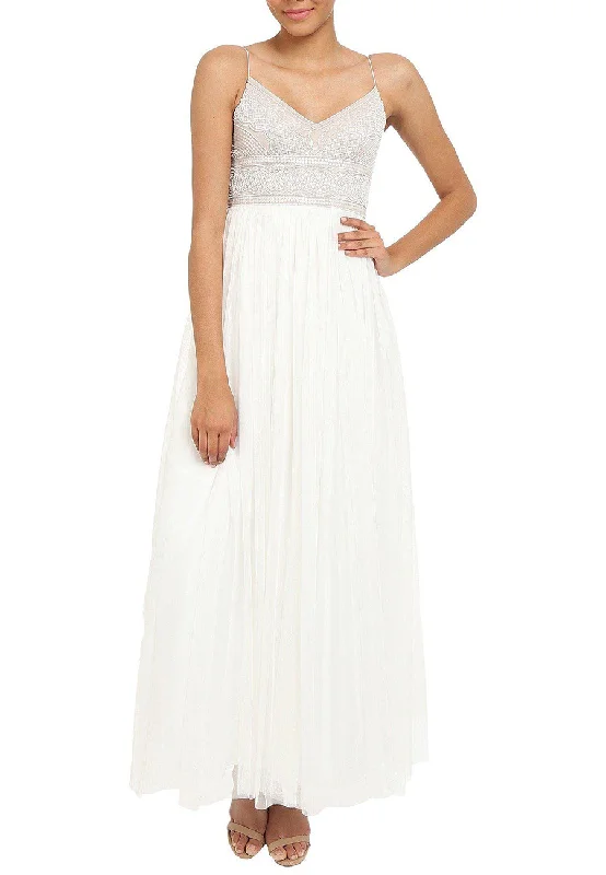 Ball Gown Women Dress with a Full Skirt for a Princess - like LookWhite Sleeveless Beaded Tulle Maxi Dress Ball Gown Women Dress with a Full Skirt for a Princess - like LookWhite Sleeveless Beaded Tulle Maxi Dress