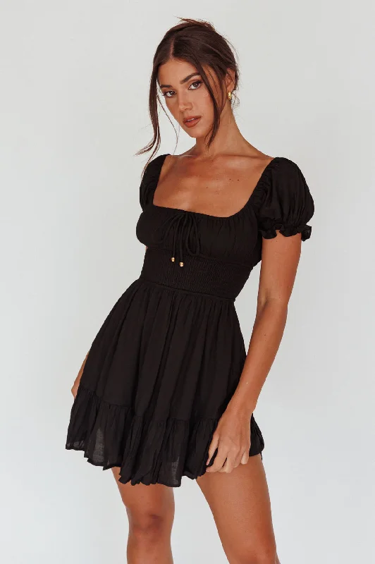 Long - Sleeve Women Dress in Velvet for a Luxurious Winter LookAmilie Shirred Waist Sundress Black Long - Sleeve Women Dress in Velvet for a Luxurious Winter LookAmilie Shirred Waist Sundress Black