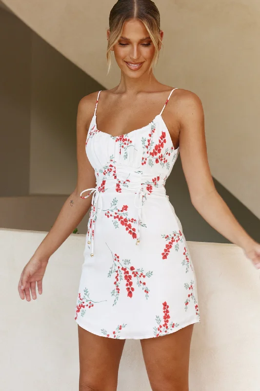 Mermaid - Style Women Dress with a Fitted Silhouette for Special OccasionsBright Side Spaghetti Strap Ruched Detail Dress Floral Print White
