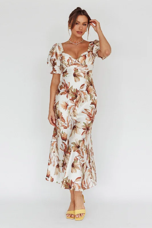 Ruffled Women Dress with Multiple Layers for a Playful and Girly StyleBrigita Tied Back Midi Dress Floral Brown