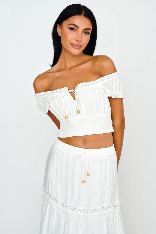 Mermaid - Style Women Dress with a Fitted Silhouette for Special OccasionsCanyon Cove Puff Sleeve Crop Top White