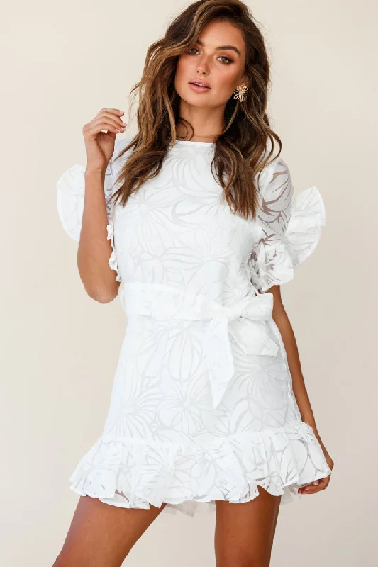 Strapless Women Dress with a Built - in Bra for Comfort and SupportCoolum Ruffle Sleeve Dress White Strapless Women Dress with a Built - in Bra for Comfort and SupportCoolum Ruffle Sleeve Dress White