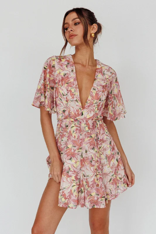 Lace - Embellished Women Dress for an Elegant and Sophisticated AppearanceEstelle Angel Sleeve Dress Lily Print Yellow