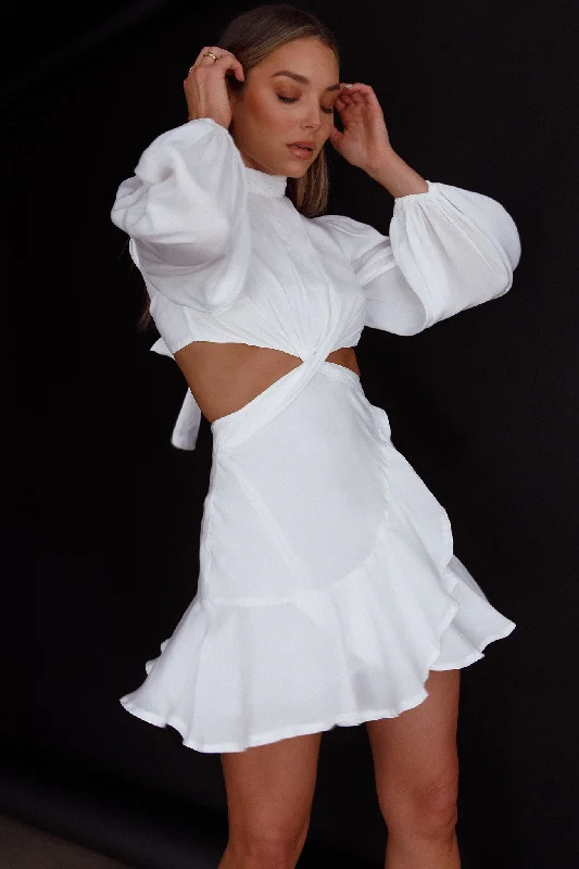 Strapless Women Dress with a Built - in Bra for Comfort and SupportFeels Like Home Long Sleeve Cut-Out Dress White