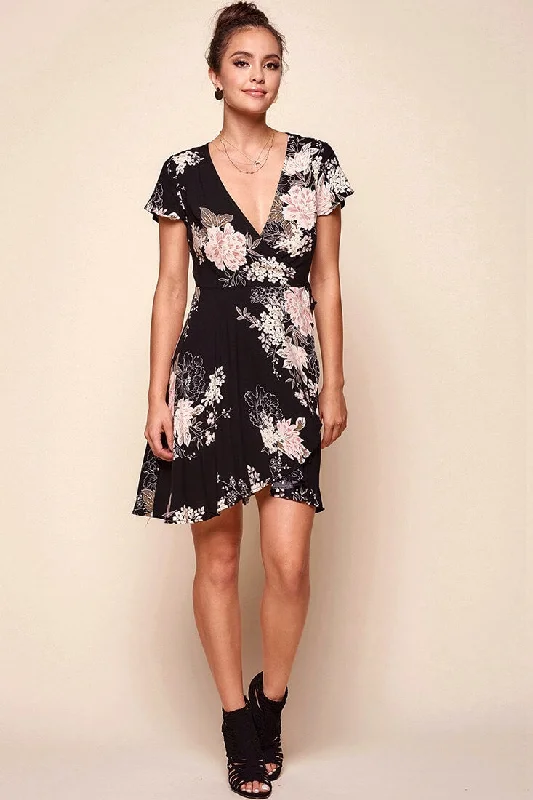 Ruffled Women Dress with Multiple Layers for a Playful and Girly StyleGloria Elegant Floral Mini Dress Black Ruffled Women Dress with Multiple Layers for a Playful and Girly StyleGloria Elegant Floral Mini Dress Black