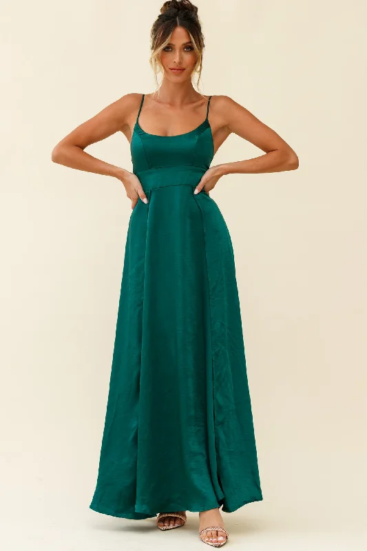 Pleated Women Dress with a Timeless and Elegant TextureJoanne Empire Waist Maxi Dress Jade Pleated Women Dress with a Timeless and Elegant TextureJoanne Empire Waist Maxi Dress Jade