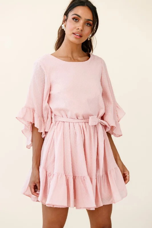 Empire Waist Women Dress to Accentuate the Bust and Conceal the WaistJoni Batwing Sleeve Waist Tie Dress Pink
