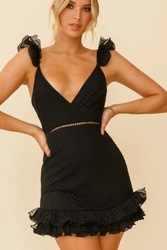 Empire Waist Women Dress to Accentuate the Bust and Conceal the WaistKaley Layered Frill Hem Textured Dress Black Empire Waist Women Dress to Accentuate the Bust and Conceal the WaistKaley Layered Frill Hem Textured Dress Black