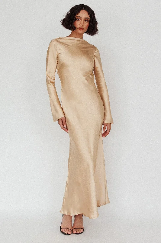 Sheath Women Dress with a Tailored Fit for a Professional LookLavera Open Back Long Sleeve Dress Beige
