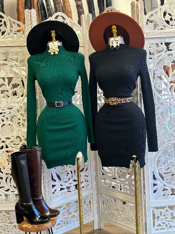 Long - Sleeve Women Dress in Velvet for a Luxurious Winter LookMock Neck Ribbed Sweater Mini Dress- Stretchy, Estira
