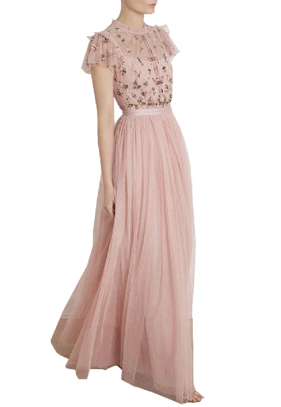 Sleeveless Women Dress in Bright Colors for Summer PartiesPink Rococo Floral Embellished Tulle Maxi Dress