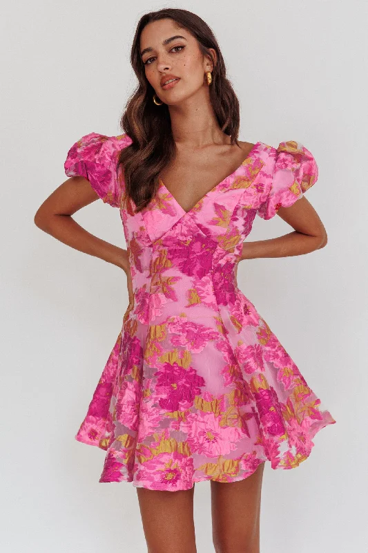 Plus Size Women Dress with a Flattering A - Line Cut for Comfort and StylePerfect Match Puff Sleeve Low Back Mini Dress Pink