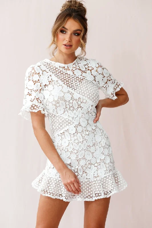 Strapless Women Dress with a Built - in Bra for Comfort and SupportReinhart Short Sleeve Crochet Lace Dress White Strapless Women Dress with a Built - in Bra for Comfort and SupportReinhart Short Sleeve Crochet Lace Dress White