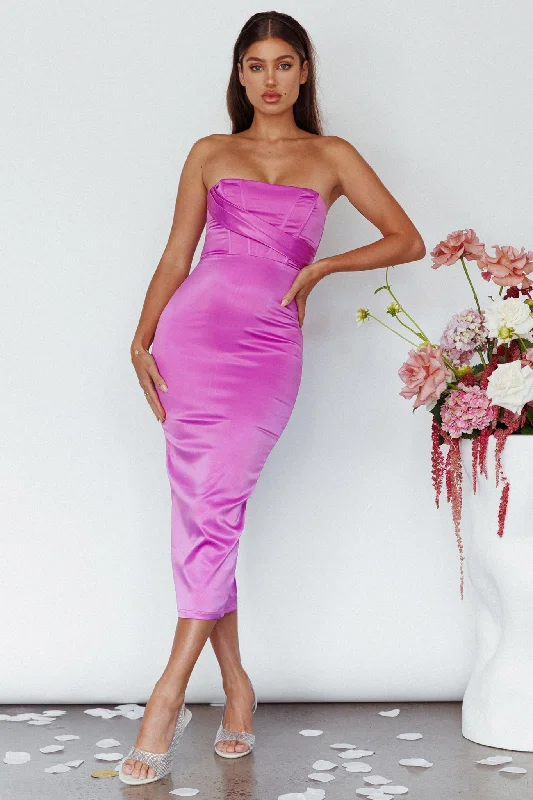 Little Black Women Dress with Sequins for a Glamorous Night OutStill Mine Strapless Midi Dress Purple
