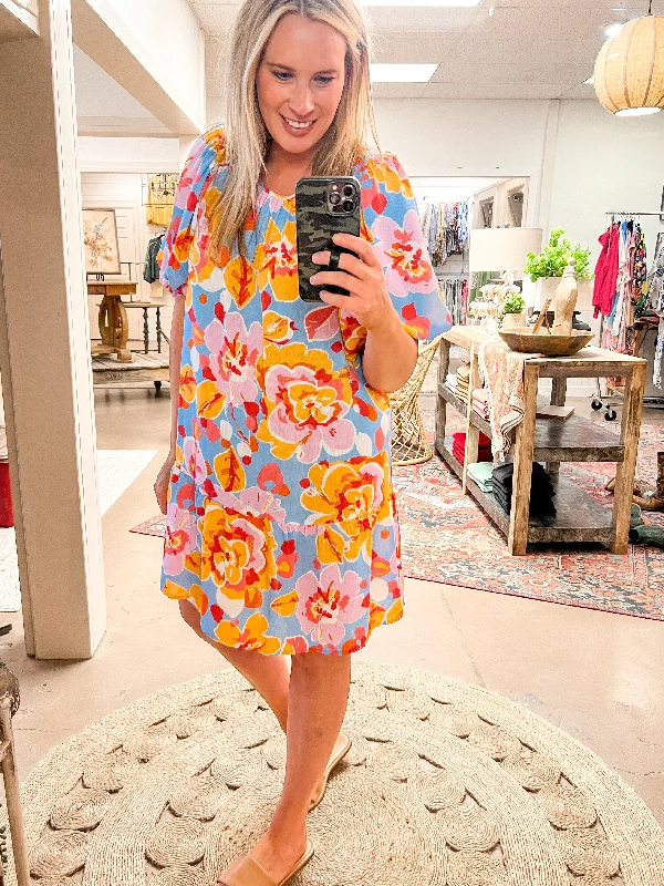 Shift Women Dress with a Simple and Classic Design for Everyday WearTROPICAL PRINT DRESS