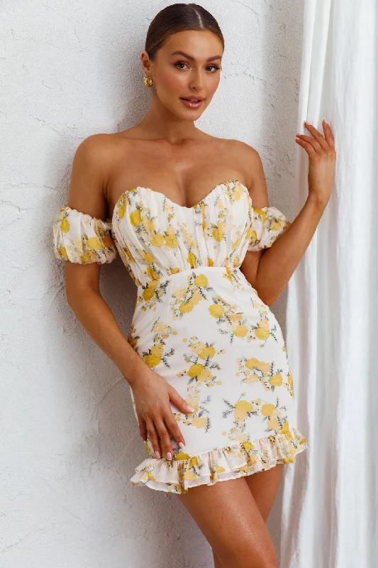 Sheath Women Dress with a Tailored Fit for a Professional LookVerona Off-Shoulder Gathered Mini Dress Floral Yellow