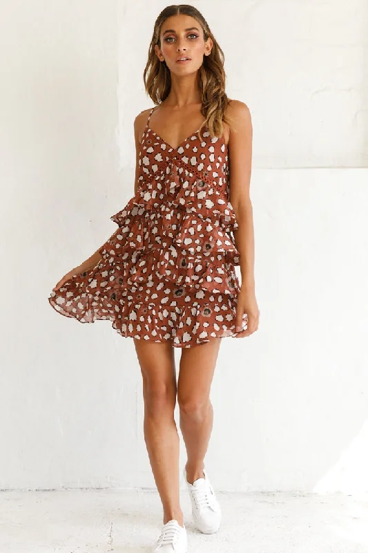 Printed Abstract Women Dress for a Modern and Artistic AppealZilla Layered Chiffon Dress Brown Print
