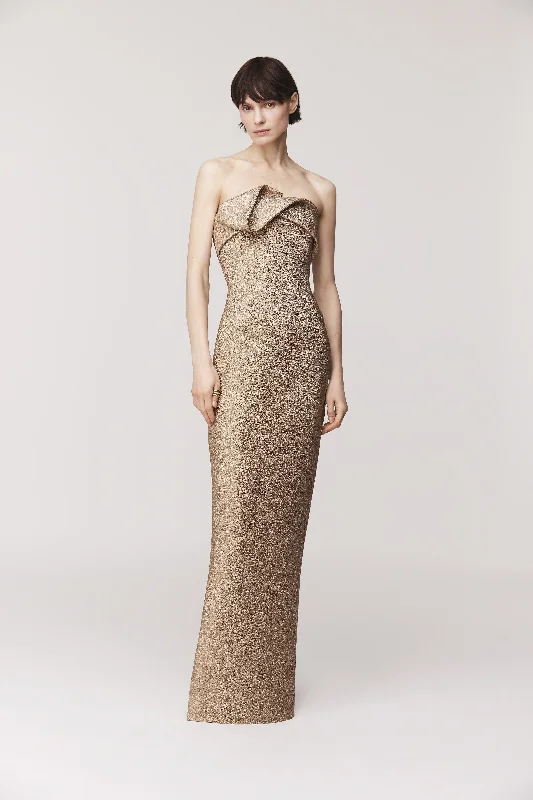 Long - Sleeve Women Dress in Velvet for a Luxurious Winter Look Long - Sleeve Women Dress in Velvet for a Luxurious Winter Look Audrey+Brooks 6730