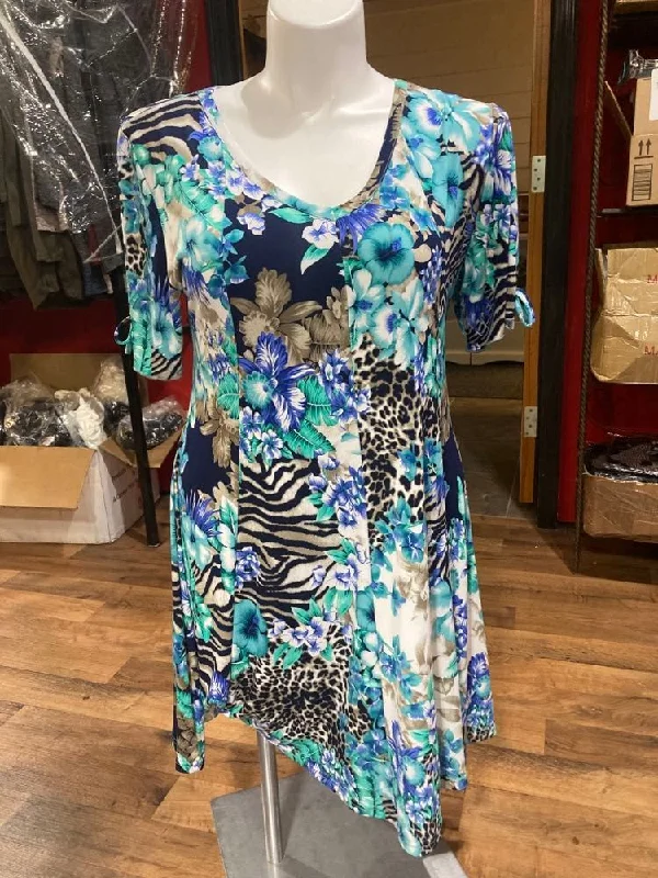 Ruffled Women Dress with Multiple Layers for a Playful and Girly Style Ruffled Women Dress with Multiple Layers for a Playful and Girly Style Tie Sleeve Tunic