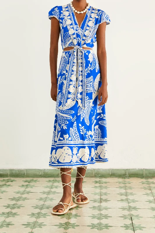Midi dresses with V - necklines for a flattering and elongating effectBlue Lace Banana Midi Dress