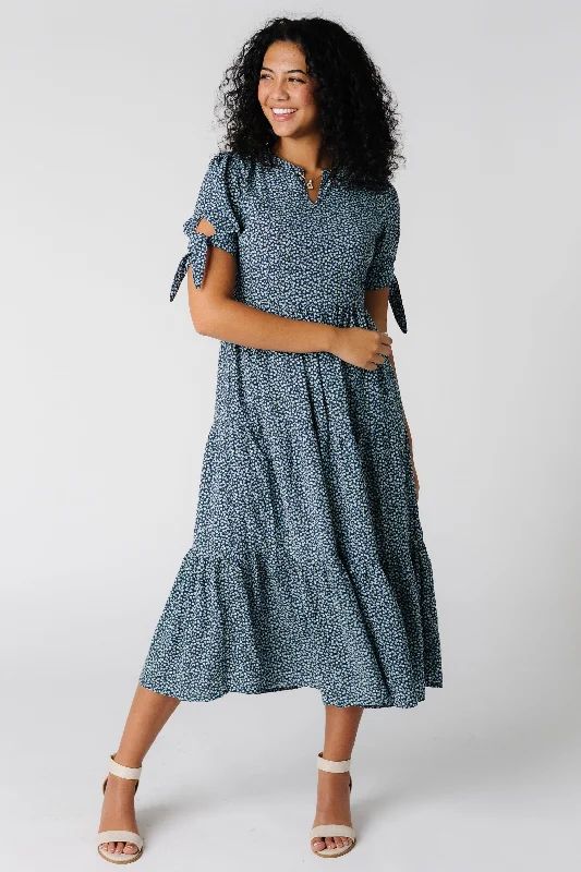 Midi dresses with abstract art prints for an artistic statementBrass & Roe Everest Tie-Sleeve Midi Dress Midi dresses with abstract art prints for an artistic statementBrass & Roe Everest Tie-Sleeve Midi Dress