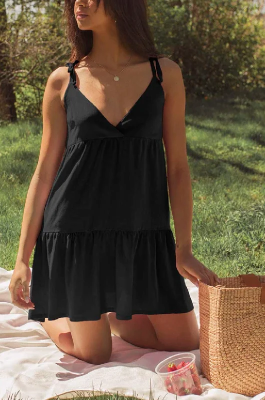 Midi dresses with ruffled hems for a romantic date nightCaemille Black | Short Dress w/ Bow Straps Midi dresses with ruffled hems for a romantic date nightCaemille Black | Short Dress w/ Bow Straps