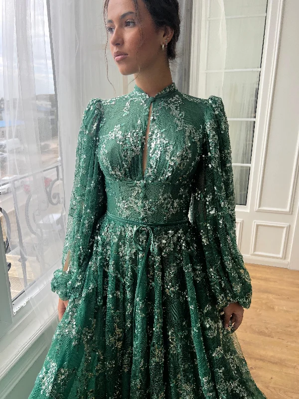 Midi dresses with tiered skirts for a bohemian festival lookEmerald Ivy Regal Gown